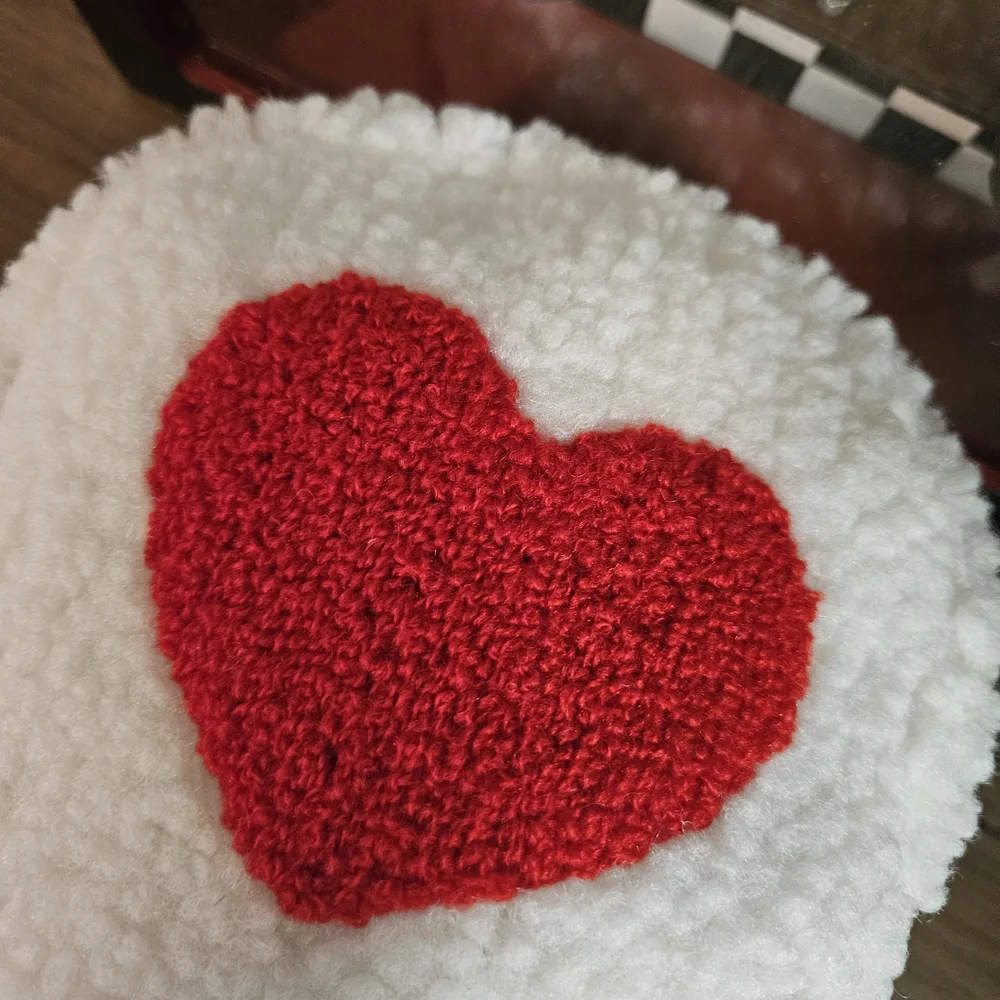 Heart Design White Pouch NWT
